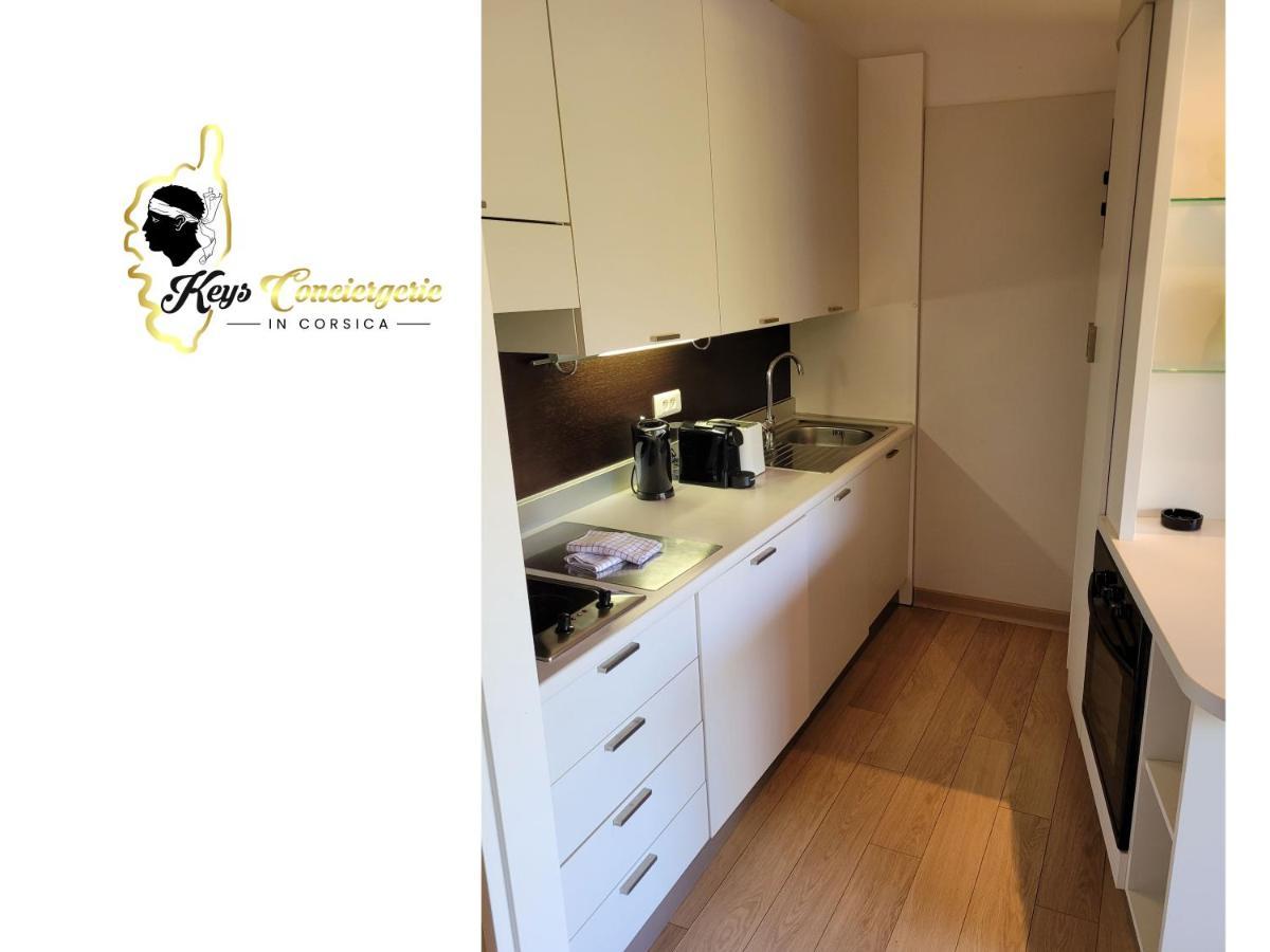 Studio 4 Pers Piscine Chauffee Acces A Pied A La Plage Santa Giulia 维琪奥港 外观 照片