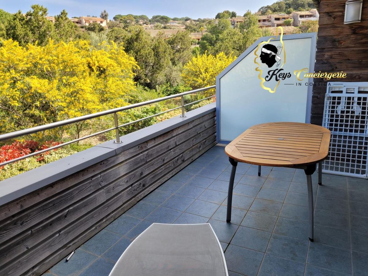 Studio 4 Pers Piscine Chauffee Acces A Pied A La Plage Santa Giulia 维琪奥港 外观 照片